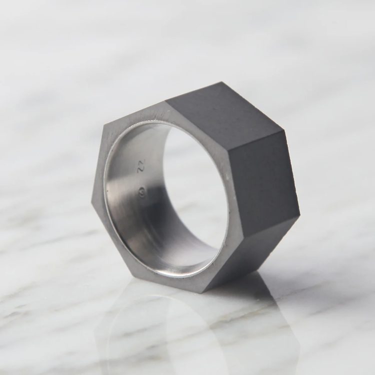 22 Design Studio - Seven Concrete Ring, Original | Gessato Design Store