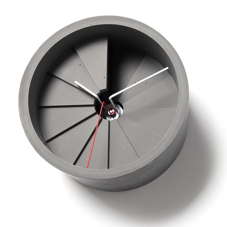 22 Design Studio - 4th Dimension Concrete Clock | Gessato Design Store