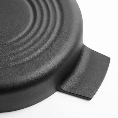 Nambu Tekki Cast Iron Baker Pan, Small - Gessato Design Store