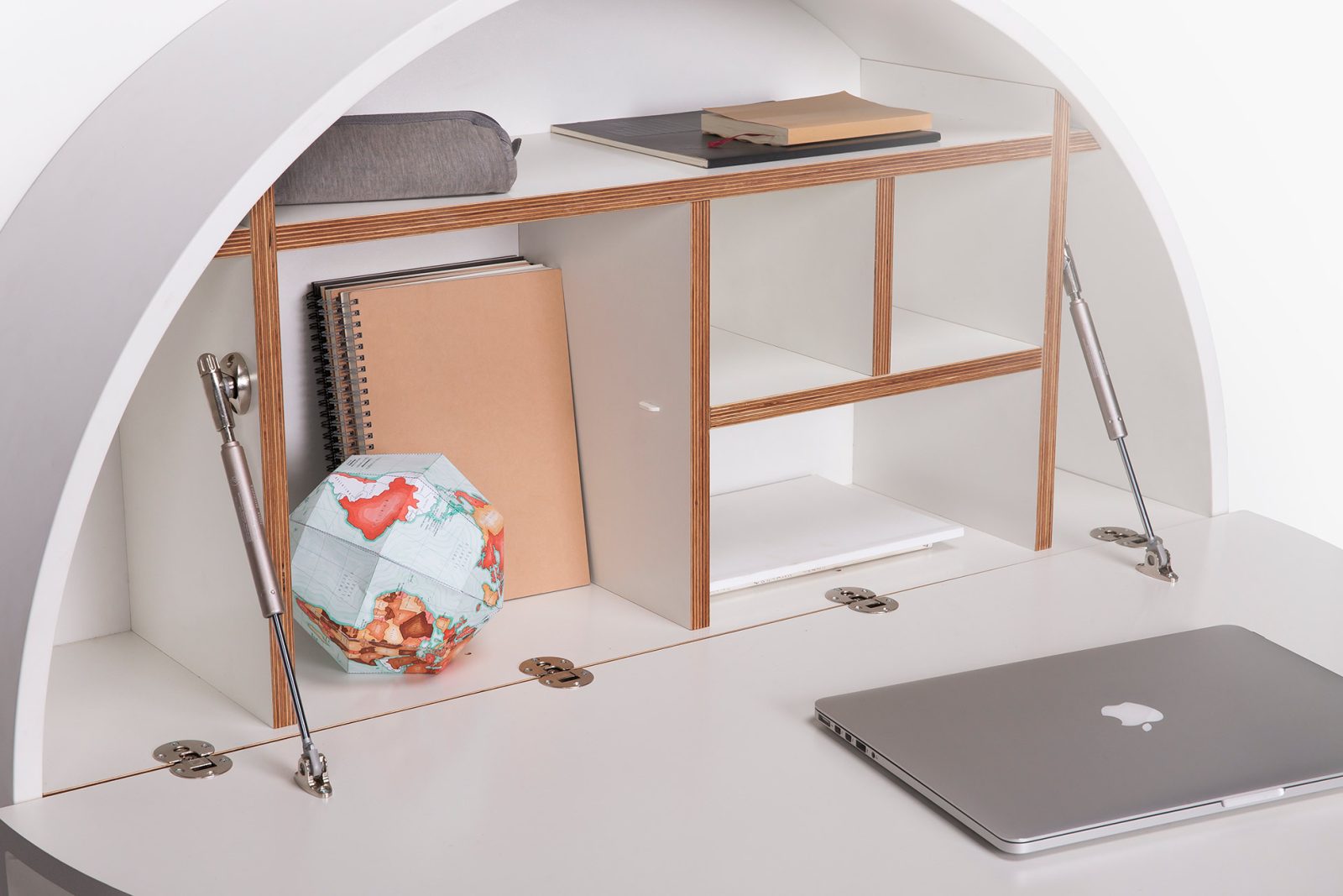 Pill Wall Mounted Desk In White Gessato Pill Wall Mounted Desk In White 31966
