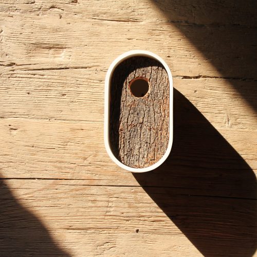 hole-inn-concrete-cork-birdhouse-5