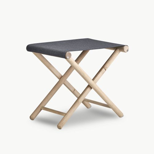 outdoor-folding-stool-solid-wood-2