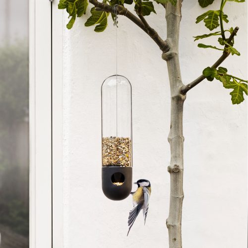 hanging-bird-feeder-tube-3