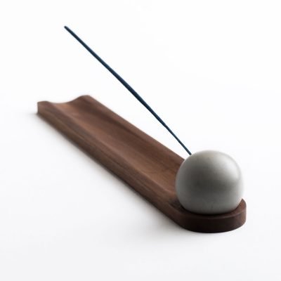 concrete-sphere-incense-burner-walnut-and-concrete-2