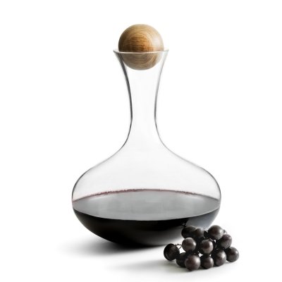red-wine-carafe-with-oak-stopper-2