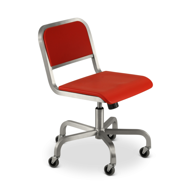 Nine-0 Swivel Chair, Red