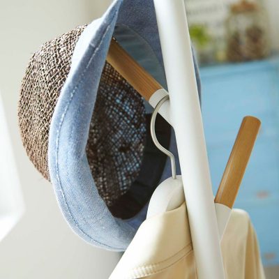 standing-coat-hanger-white-4