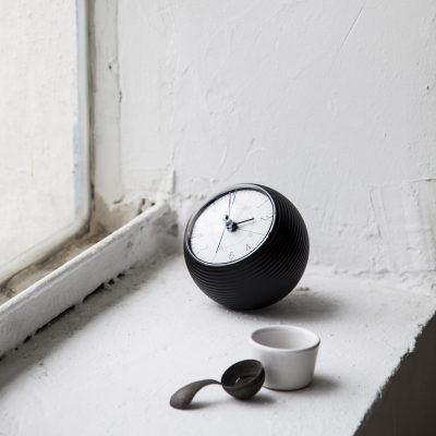 earth-clock-til16-10-black