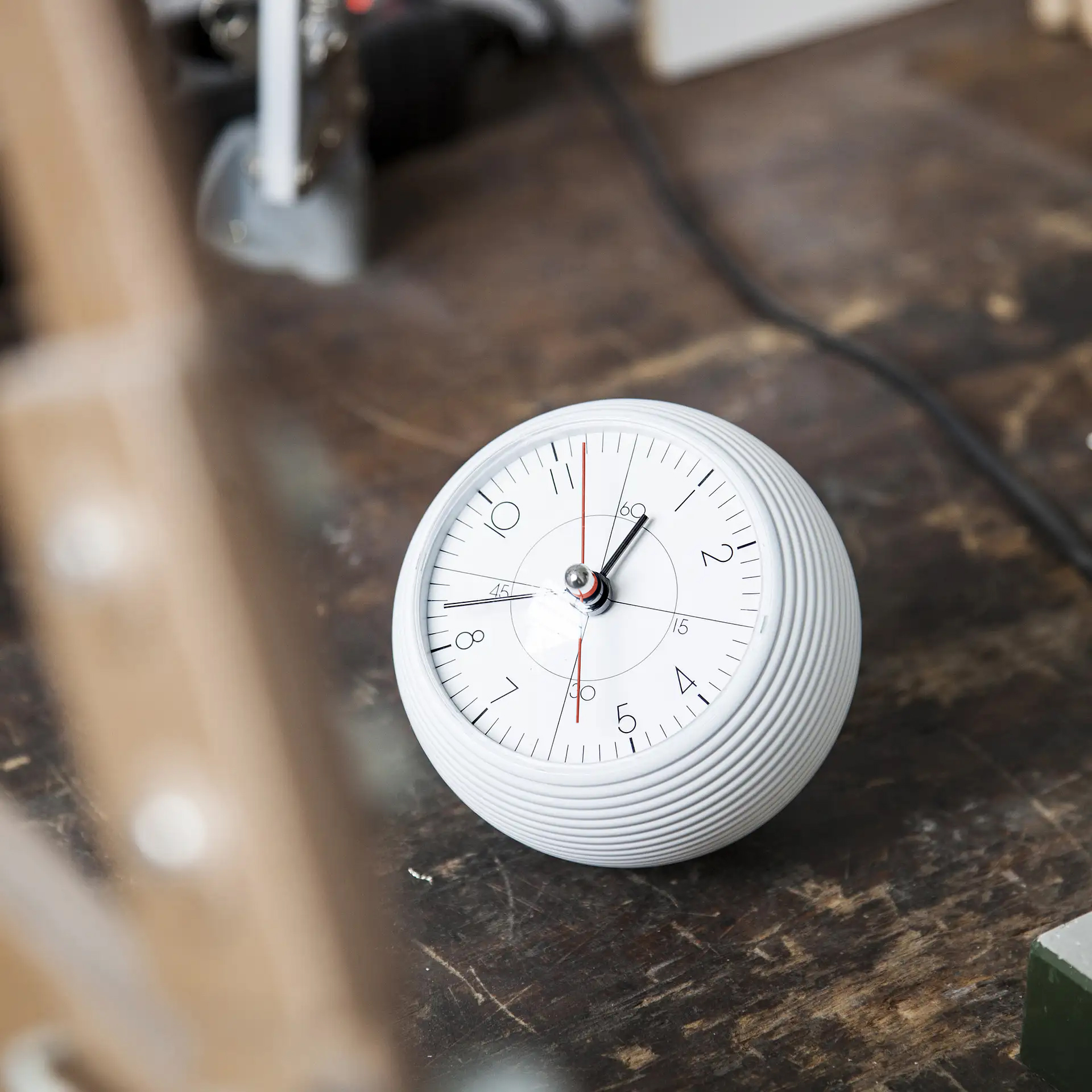 Lemnos - Earth Clock (b-60), White | Gessato Design Store