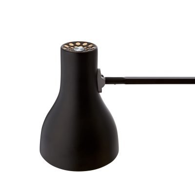 type-75-lamp-with-wall-bracket-6