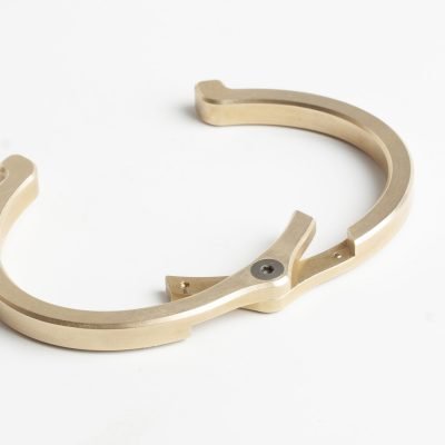 snap-cuff-steel-brass-4