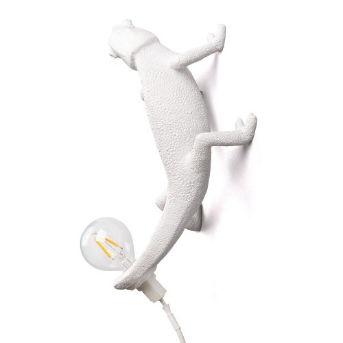 seletti-chameleon-lamp-going-up-6