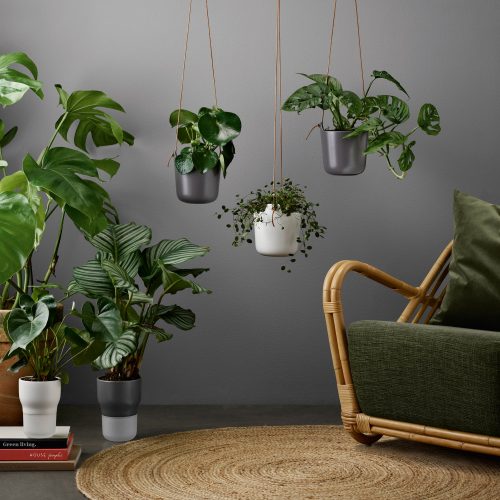 selfwatering-hanging-pot-grey-5