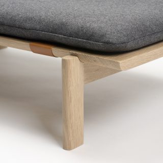 walden-luxury-dog-bed-oak-4