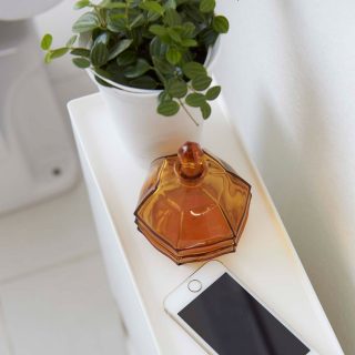 white-freestanding-toilet-paper-holder-2