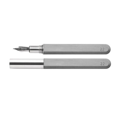 concrete-fountain-pen-2