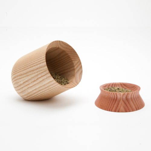 pinch-spice-jar-with-wooden-lid-6