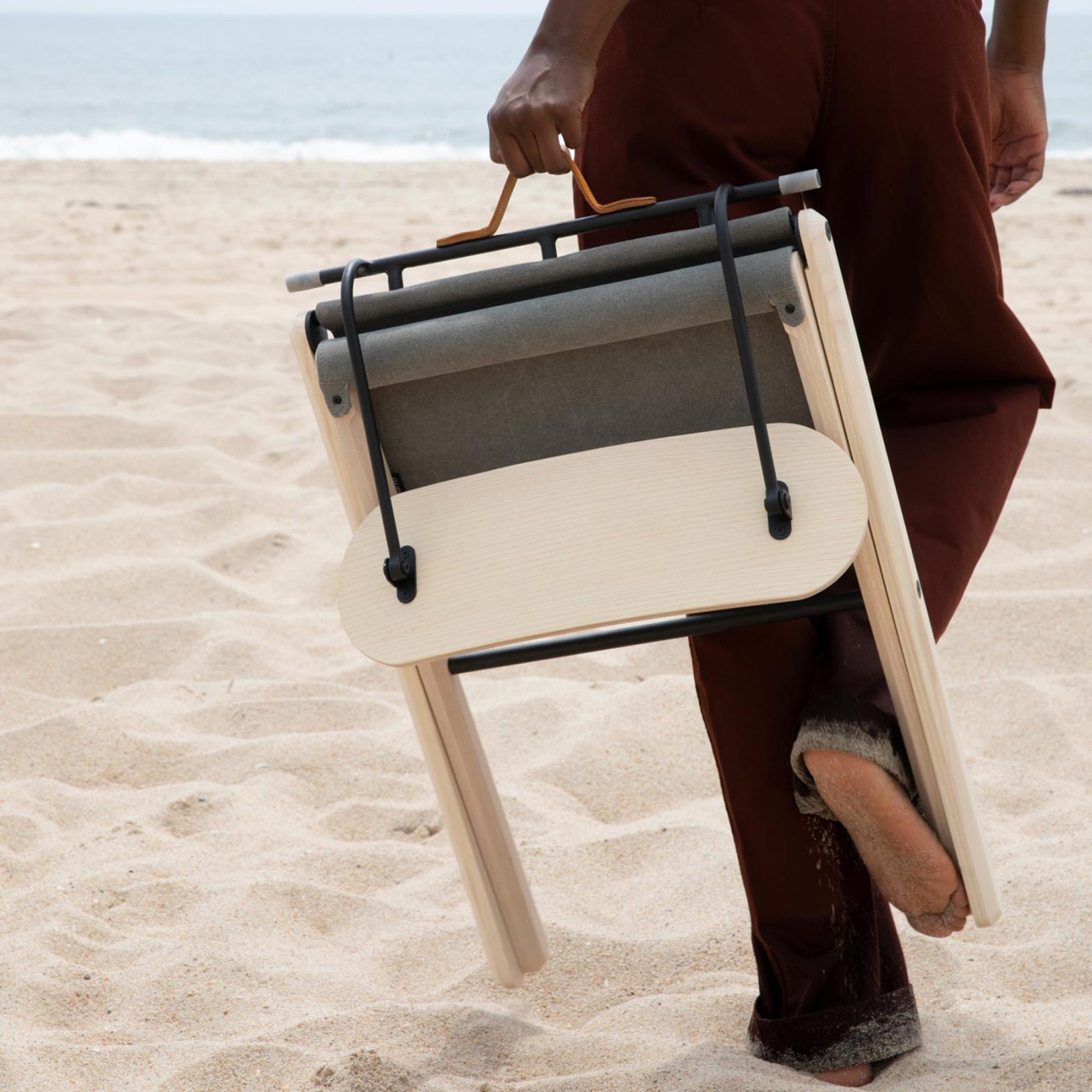 Wood and canvas online folding chairs