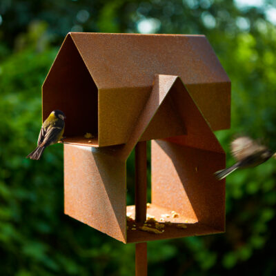 modern-corten-steel-bird-feeder-9
