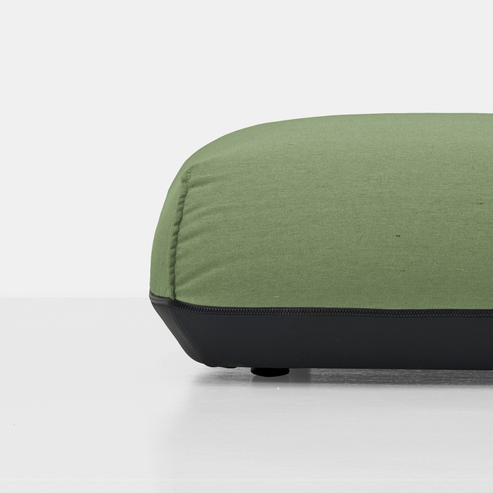 kristalia-brioni-outdoor-pouf-green