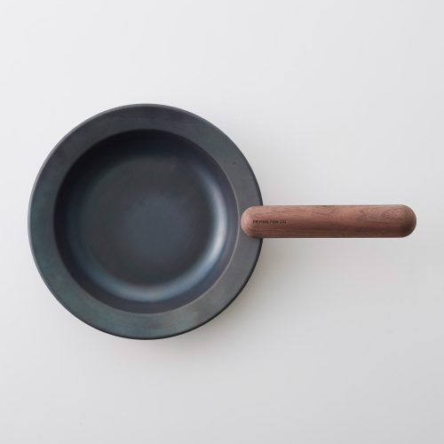 jiu-frying-pan-walnut-handle-3