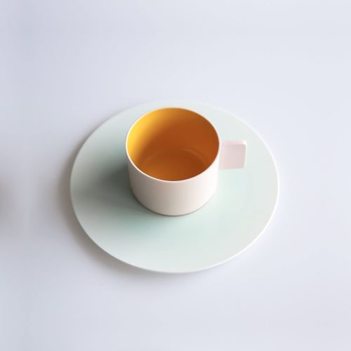 cup-and-saucer-3