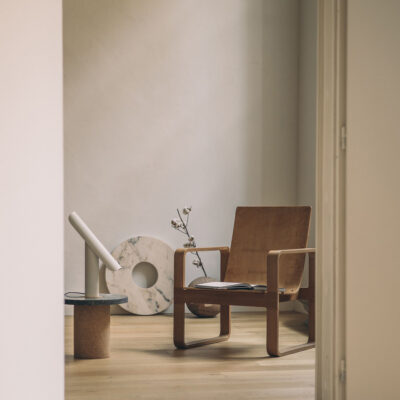 frama-t-lamp-table-white-4