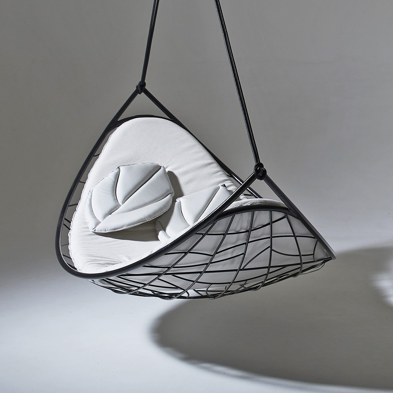 Studio hanging egg online chair