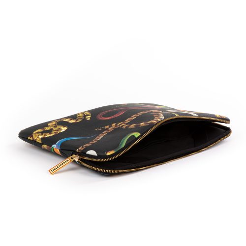 seletti-toiletpaper-laptop-bag-snakes-2