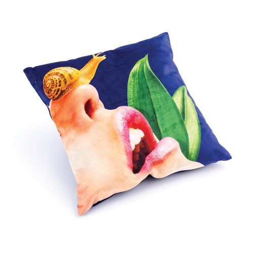 snail-pillow-3