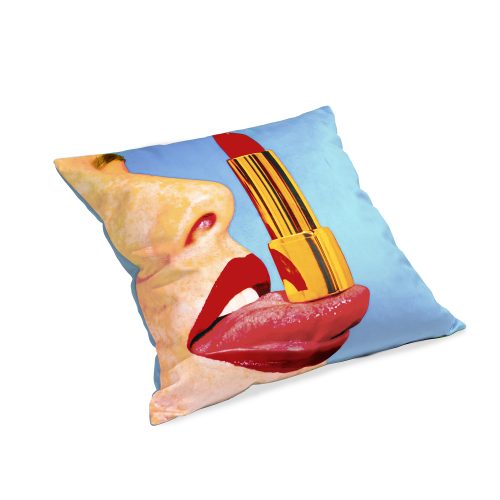 tongue-pillow-1