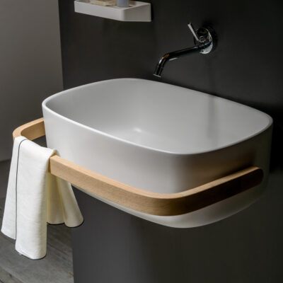 bounce-washbasin-hug-1