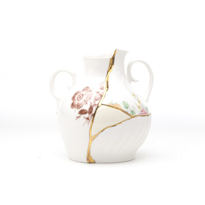 kintsugi vase