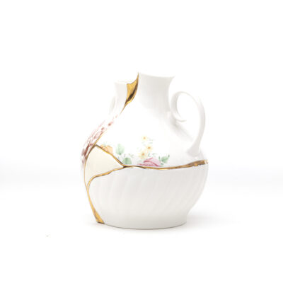 kintsugi vase