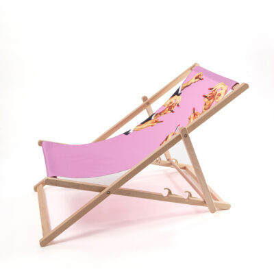 lipsticks-deck-chair-pink-3