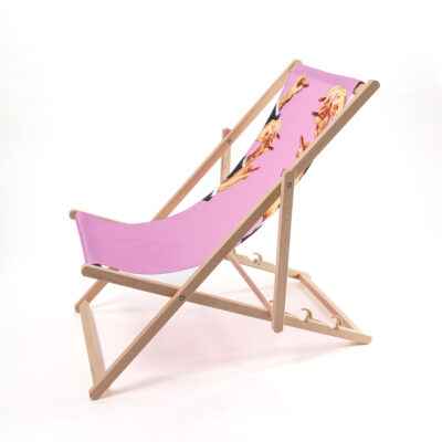 lipsticks-deck-chair-pink-5