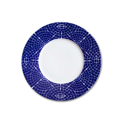 mia-dark-charger-plate