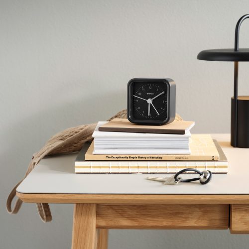 stelton-okiru-alarm-clock-black-2