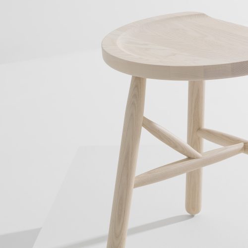 puccio-wooden-stool-light beech-1