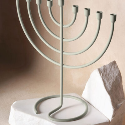 trace-unique-menorah-3