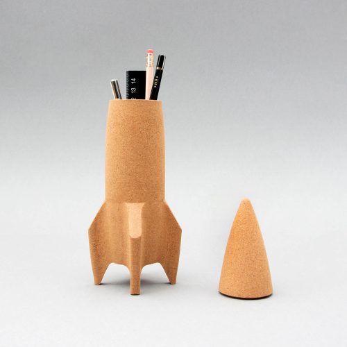 cork-rocket-desk-tidy-5