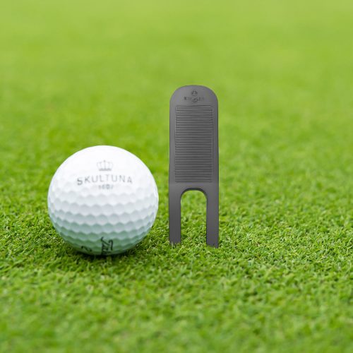 divot-black-4