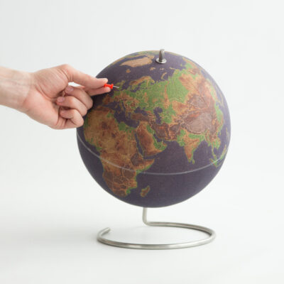 color-cork-globe-3