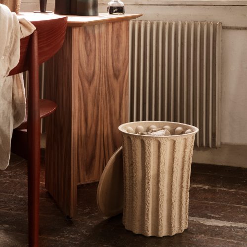 mini desk trash can