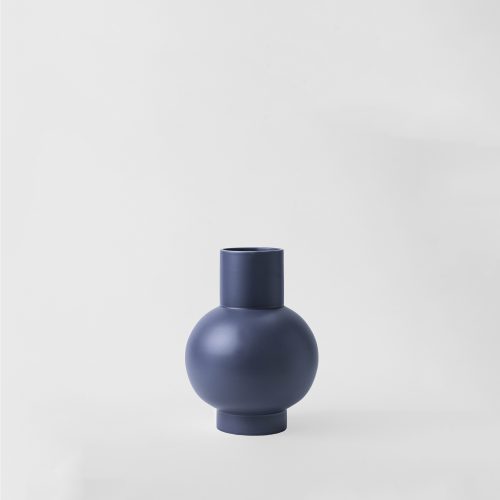 Raawii Strøm Vase, Blue - Gessato Design Store