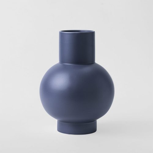 Raawii Strøm Vase, Blue - Gessato Design Store