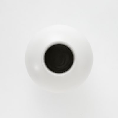 Raawii Strøm Vase, Vaporous Gray - Gessato Design Store