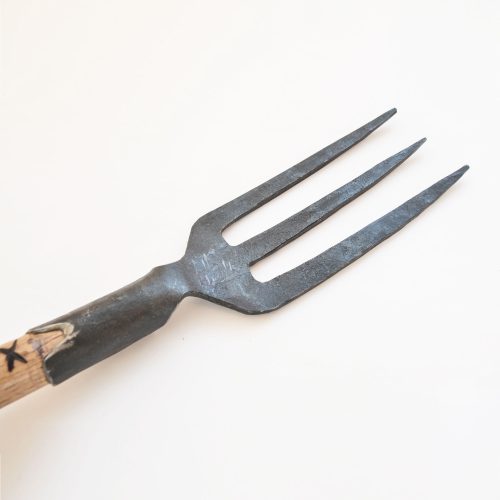 Master Shin's Anvil Hand Fork - Gessato Design Store