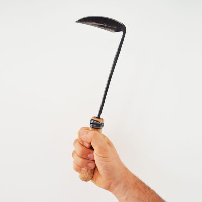 Master Shin's Anvil Weeding Hoe, Small - Gessato Design Store