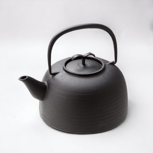 Palma Cast Iron Kettle - Gessato Design Store